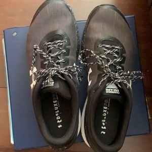 Mens Under Armour Charged Escape 3